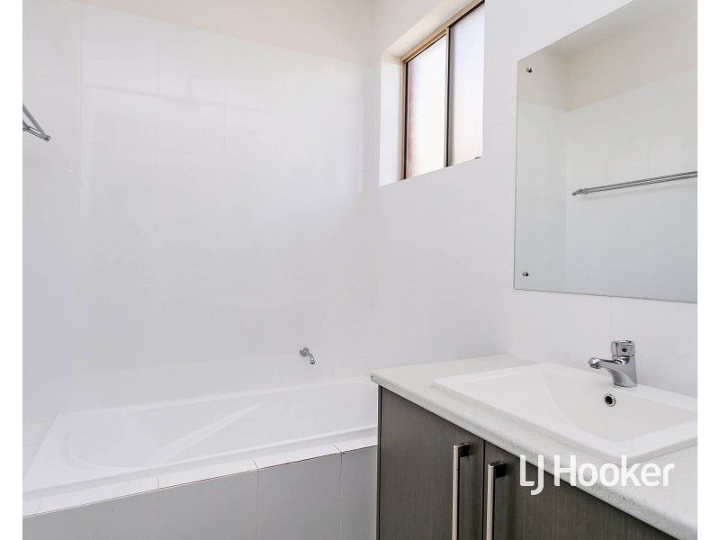 7 Kanowna Street, Gilles Plains SA 5086