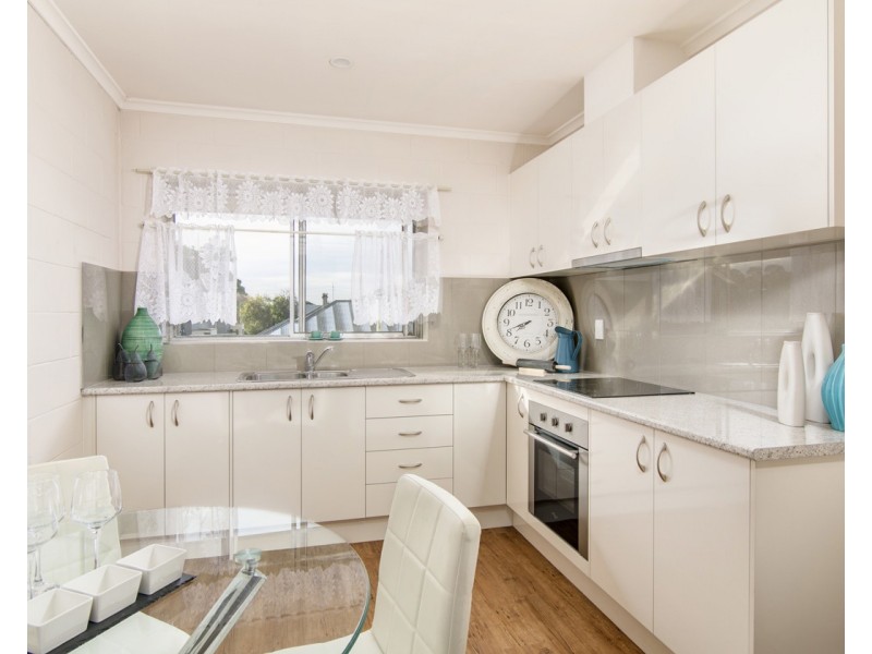 4/38 Farnham Road, Keswick SA 5035