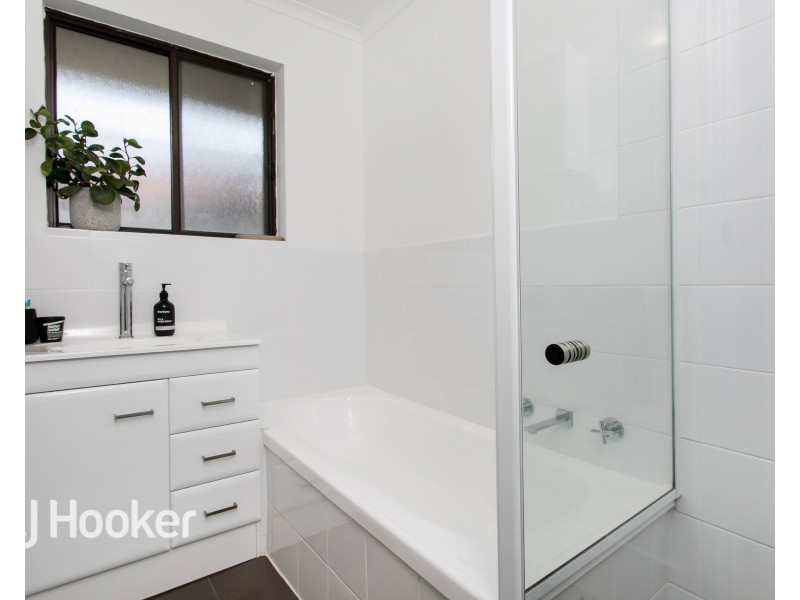 13/72-76 Booth Avenue, Morphett Vale SA 5162