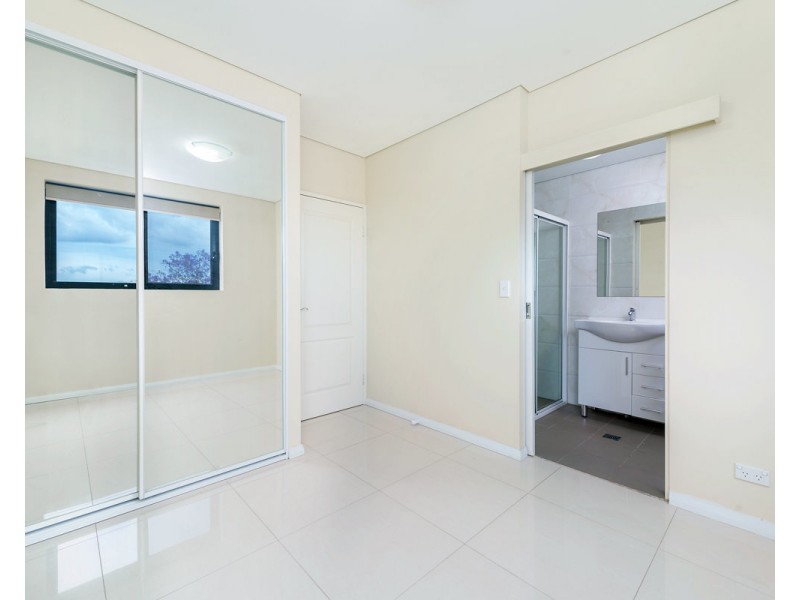 13/27 Reynolds Avenue, Bankstown NSW 2200