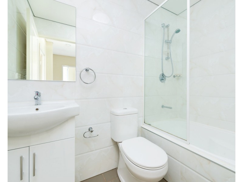 13/27 Reynolds Avenue, Bankstown NSW 2200