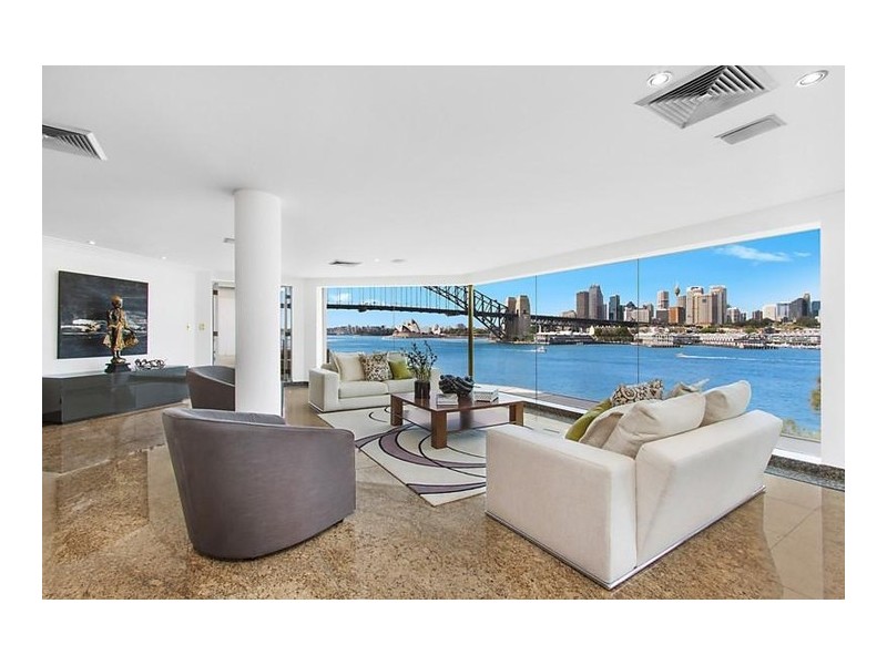1 East Cresent Street, Milsons Point NSW 2061