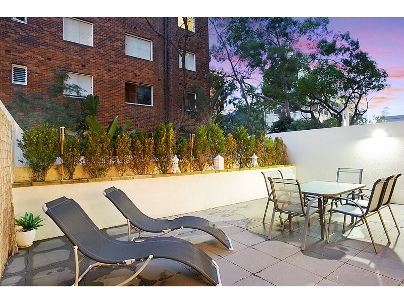 2 Elizabeth Bay Road, Potts Point NSW 2011