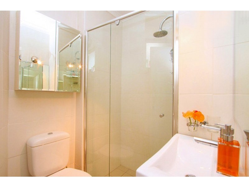 2 Parkes Street, Kirribilli NSW 2061