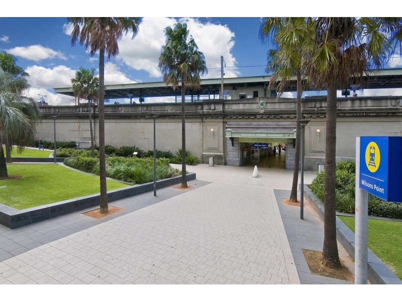 2 Parkes Street, Kirribilli NSW 2061