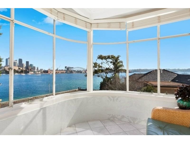 79 New Beach Road, Darling Point NSW 2027