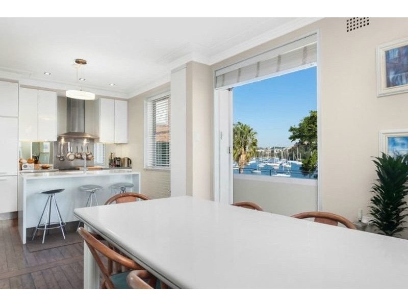 79 New Beach Road, Darling Point NSW 2027