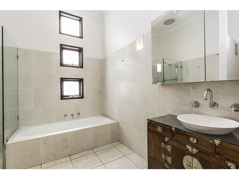 38 MacKenzie Street, Rozelle NSW 2039