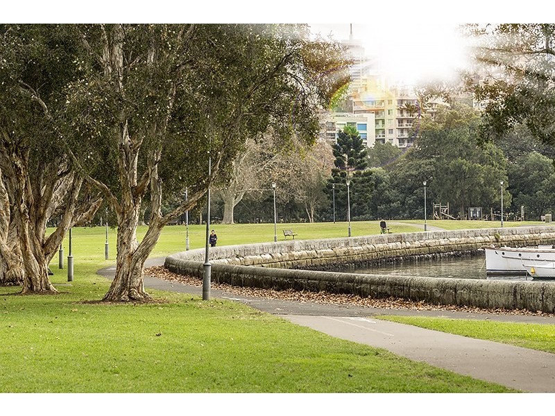 2/28 New Beach Road, Darling Point NSW 2027