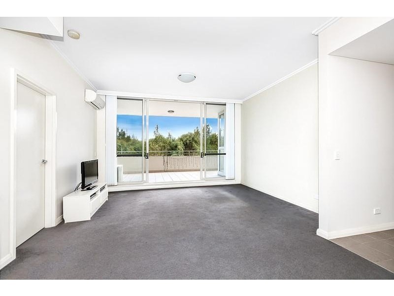 384/33 Hill Road, Wentworth Point NSW 2127