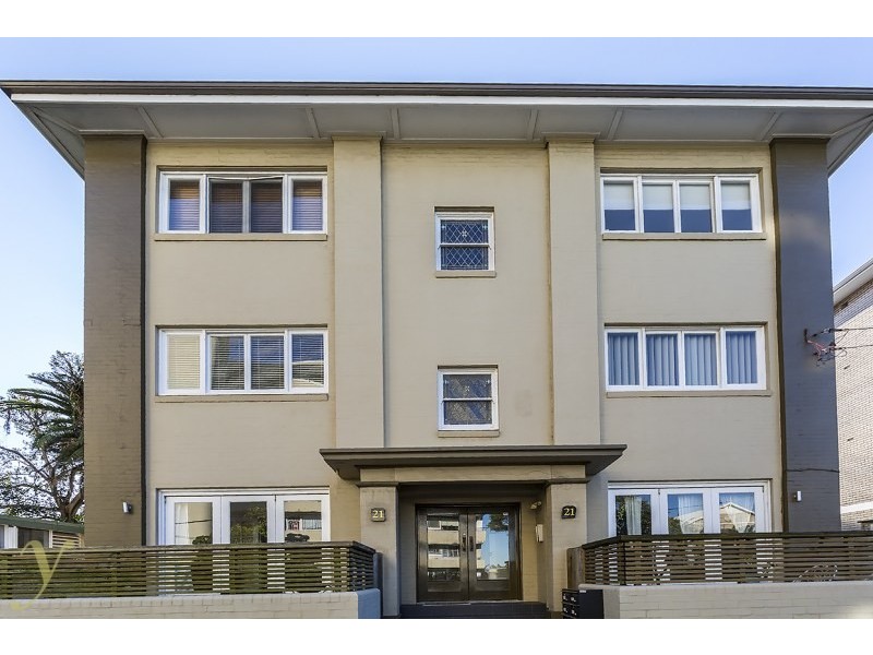 21 Illawong Avenue, Tamarama NSW 2026