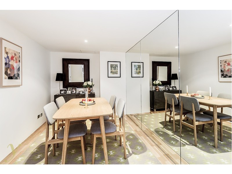 2 Elizabeth Bay Road, Elizabeth Bay NSW 2011