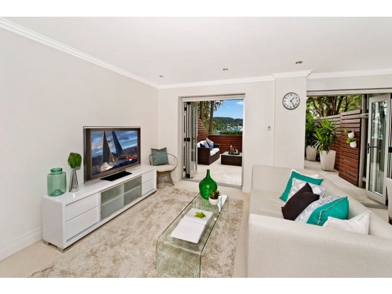 82 Blues Point Road, Mcmahons Point NSW 2060