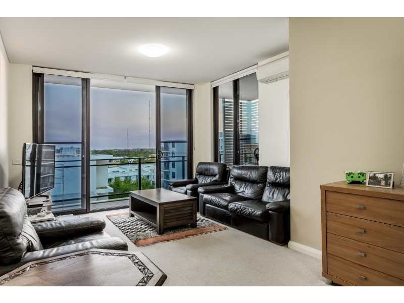 B727/26 Bayswater Drive, Wentworth Point NSW 2127