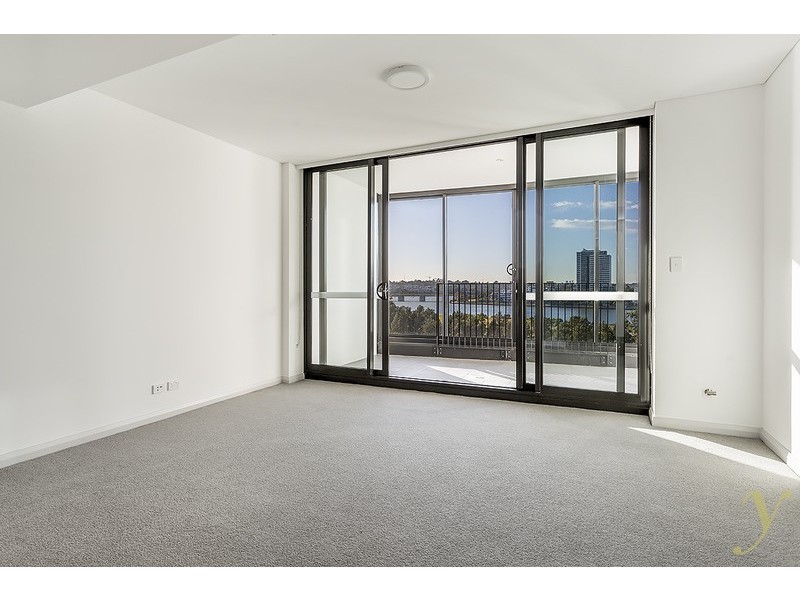 902/10 Burroway Road, Wentworth Point NSW 2127