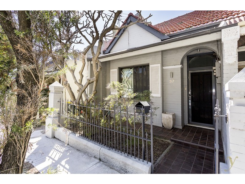 37 George Street, Sydenham NSW 2044
