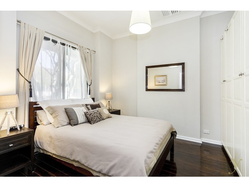 37 George Street, Sydenham NSW 2044