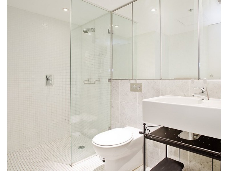 2 Elizabeth Bay Road, Elizabeth Bay NSW 2011