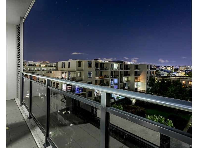 22 Baywater Drive, Wentworth Point NSW 2127
