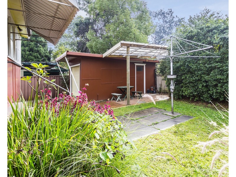 4 Mombri Street, Merrylands NSW 2160