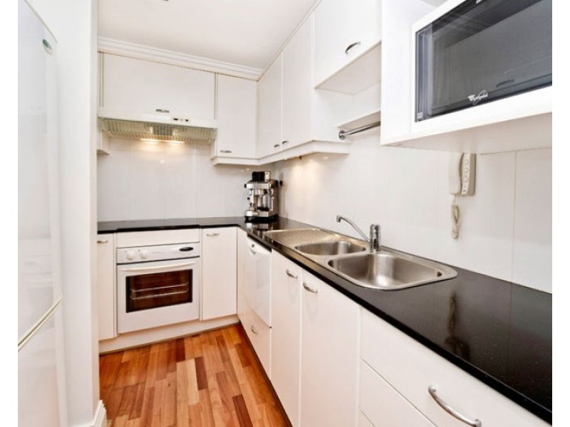 82 Blues Point Road, Mcmahons Point NSW 2060