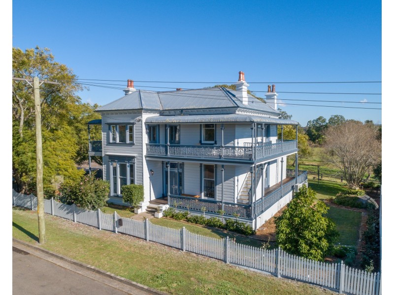 12 Swan Street, Raymond Terrace NSW 2324