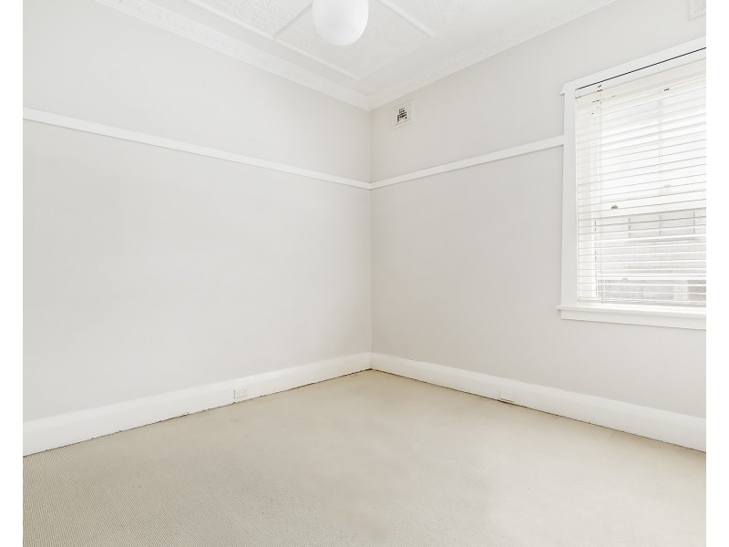 110 Beach Street, Coogee NSW 2034