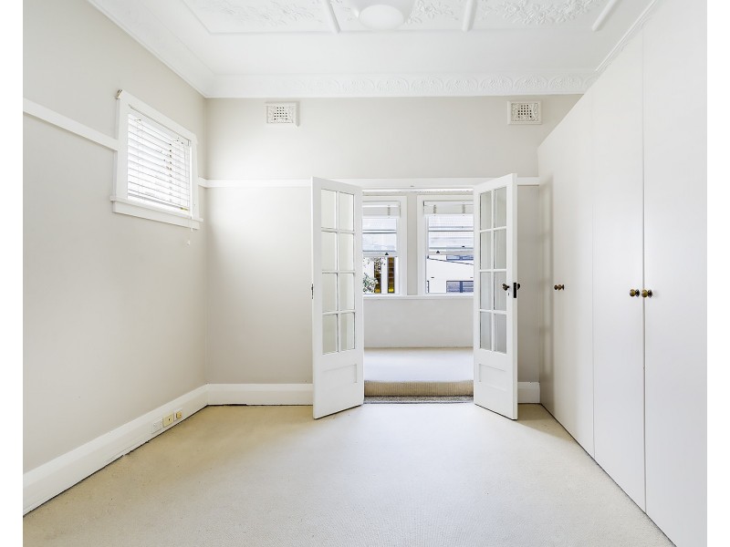 110 Beach Street, Coogee NSW 2034