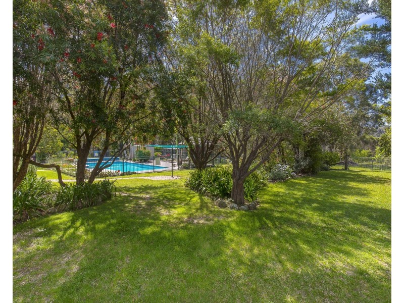 9 Windley Road, Wandandian NSW 2540