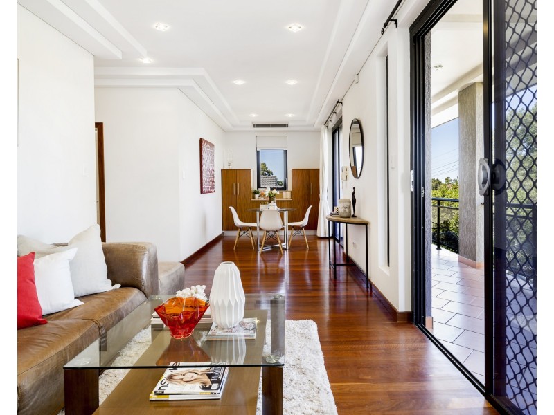 121 Moorefields Road, Roselands NSW 2196