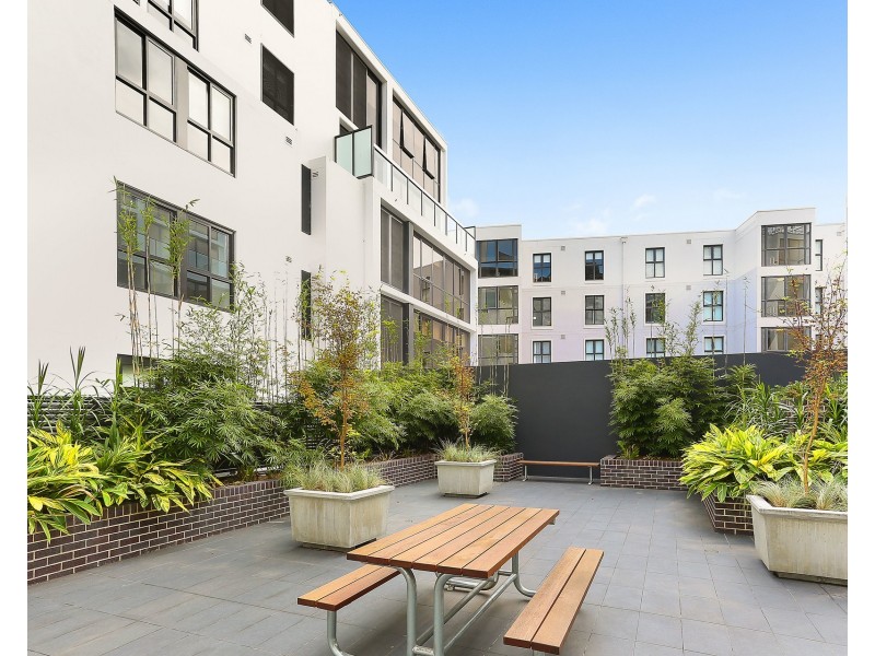 133 Bowden Street, Meadowbank NSW 2114