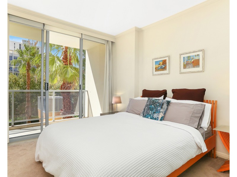 9 Crystal Street, Waterloo NSW 2017