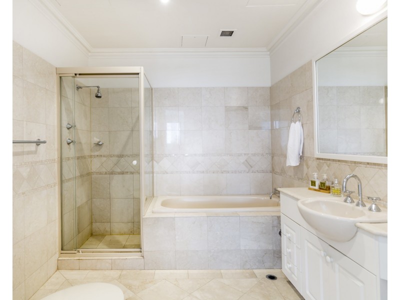 22 Sir John Young Crescent, Woolloomooloo NSW 2011