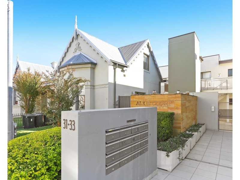 31 Botany Street, Bondi Junction NSW 2022