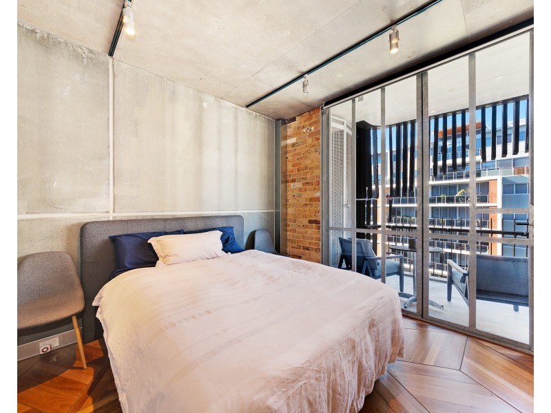 4 Rothschild Avenue, Rosebery NSW 2018