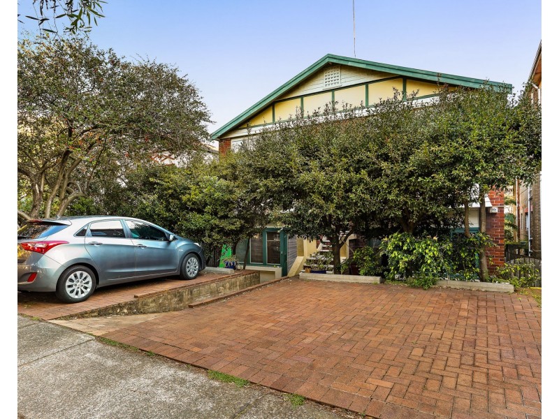 44 Beach Road, Bondi Beach NSW 2026