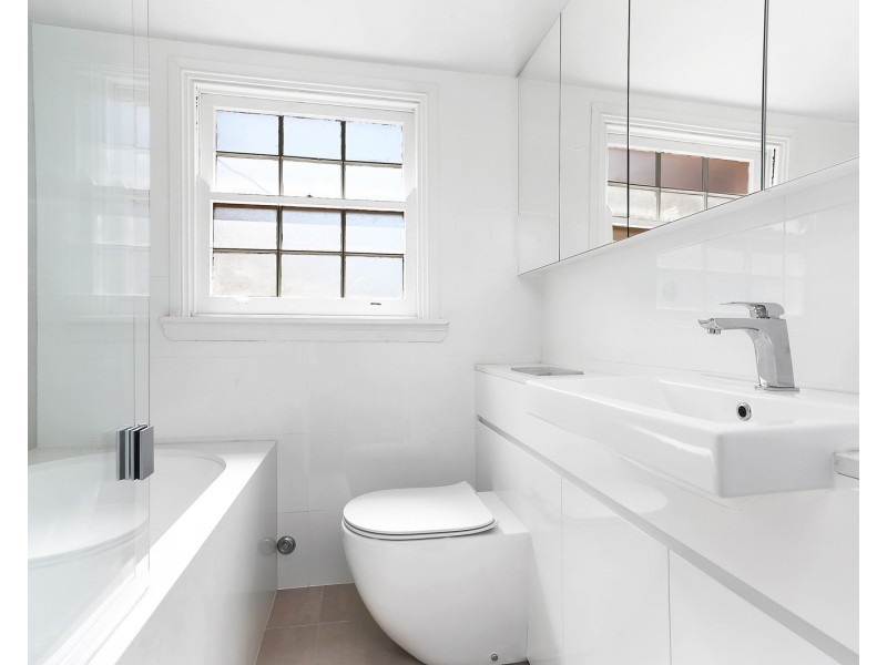 82 Kent Street, Sydney NSW 2000