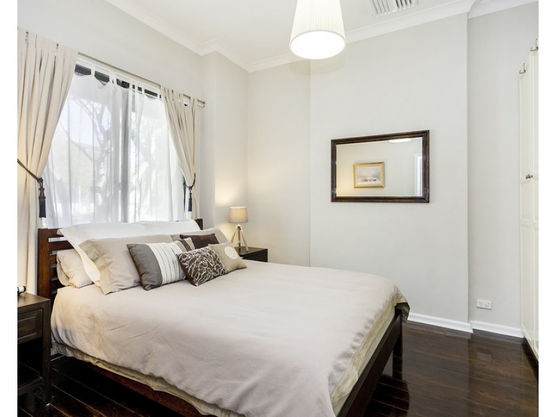 37 George Street, Sydenham NSW 2044