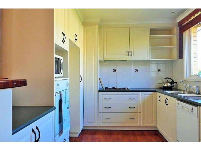 24 Simpson Street, Watson ACT 2602