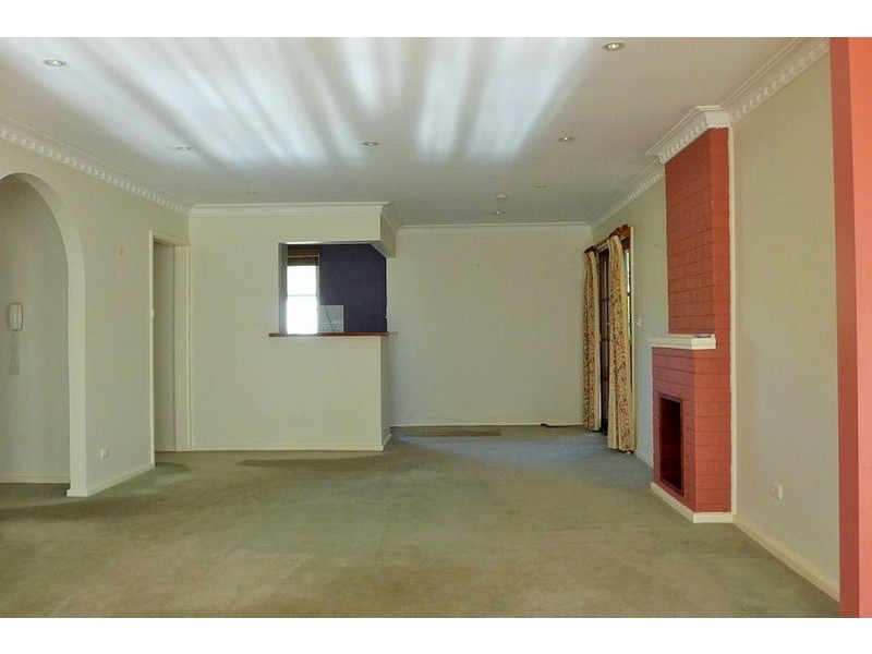 24 Simpson Street, Watson ACT 2602
