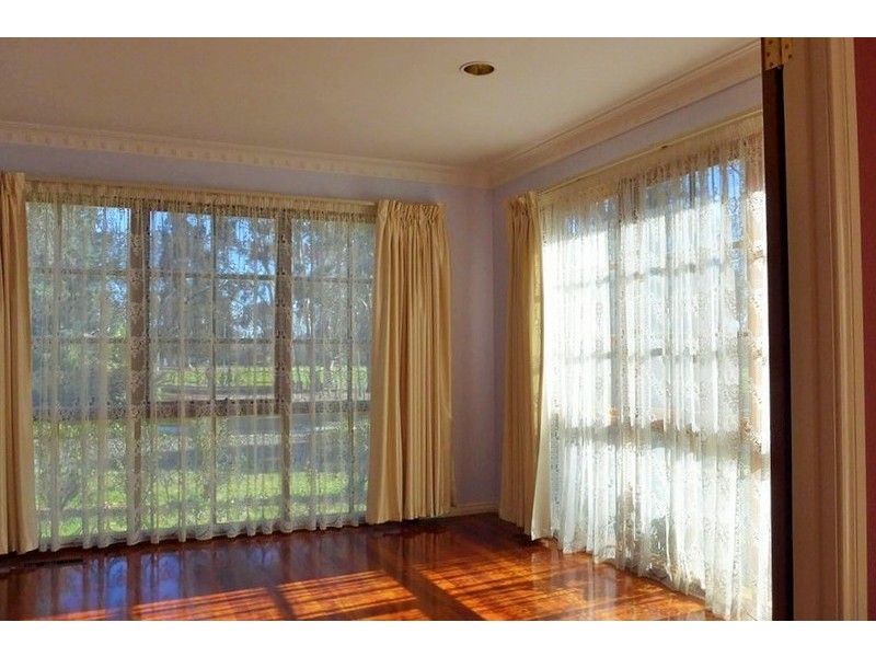 24 Simpson Street, Watson ACT 2602