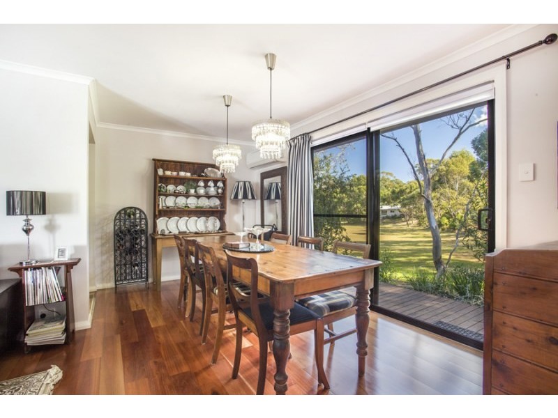 25 Anker Avenue, Mollymook Beach NSW 2539