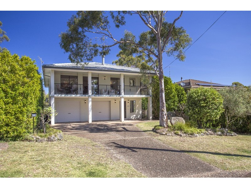 55 Bannister Head Road, Mollymook Beach NSW 2539