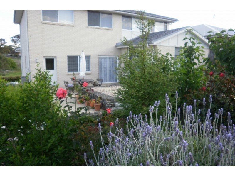 4 Baker Street, Moss Vale NSW 2577