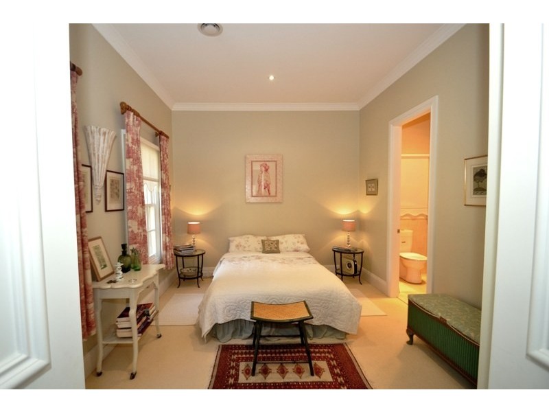 10 Oldbury Street, Berrima NSW 2577