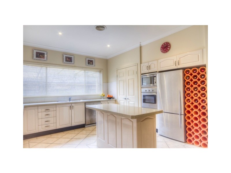 10 Caley Street, Bowral NSW 2576