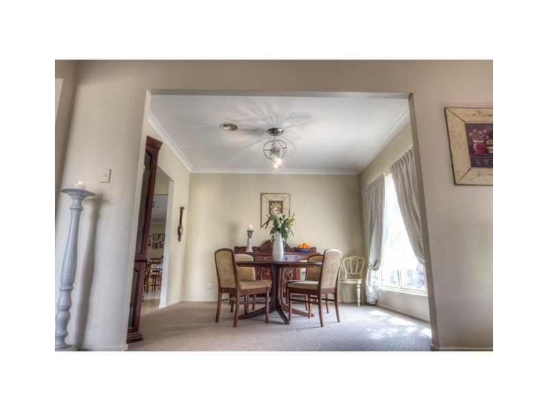 10 Caley Street, Bowral NSW 2576