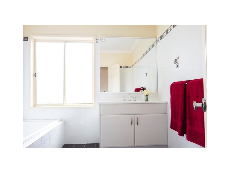 10 Caley Street, Bowral NSW 2576