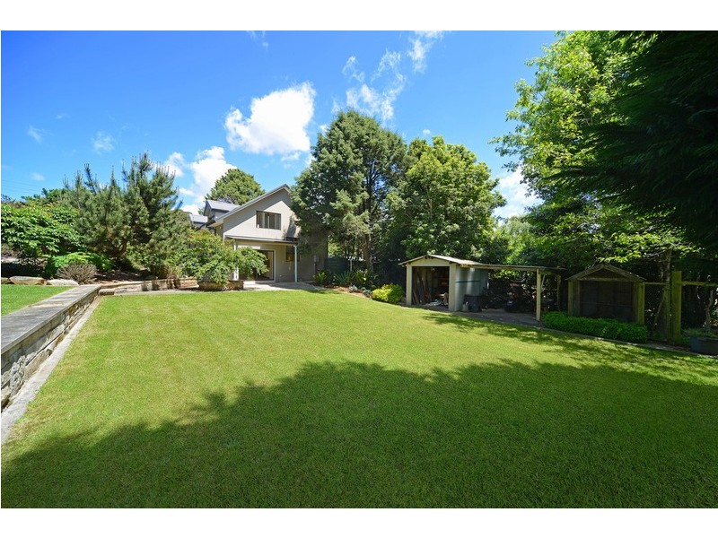 96 North Street, Robertson NSW 2577