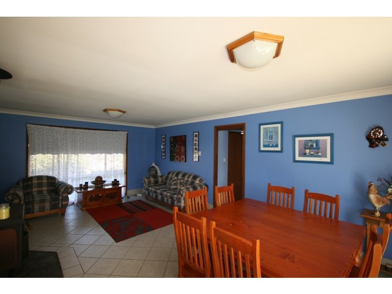 6 Western Road, Yerrinbool NSW 2575